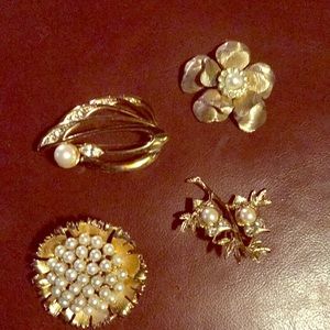Pearl brooches
